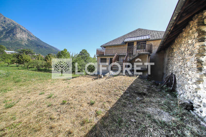 Maison - 120 m² - 4 pièces