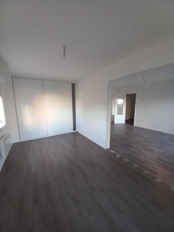 Appartement - 81 m² - 3 pièces