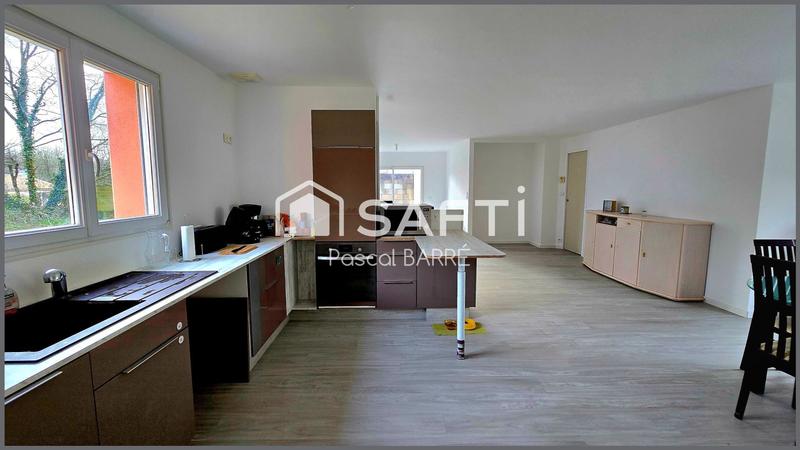 Maison - 93 m² - 4 pièces