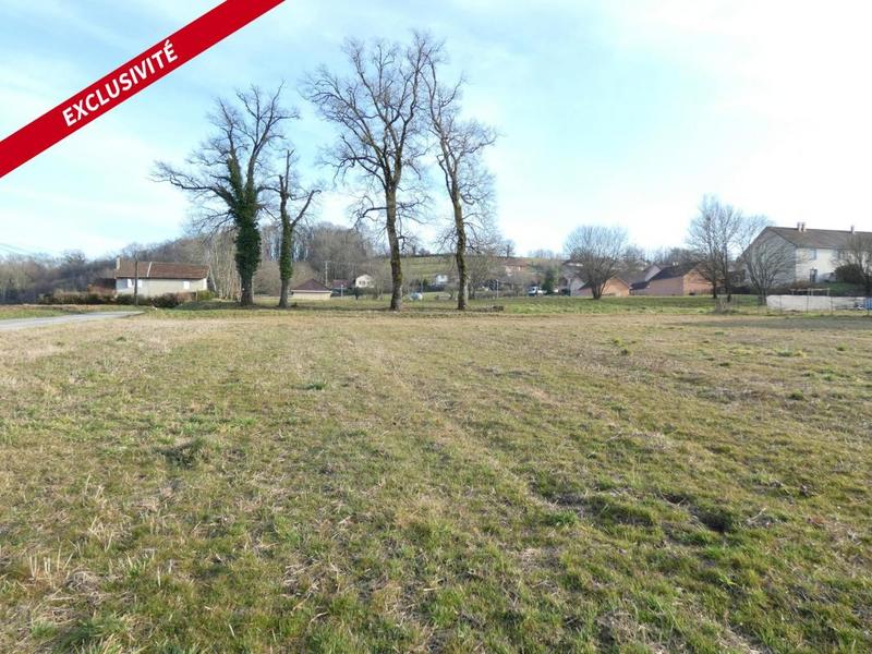 Terrain constructible - 800 m²