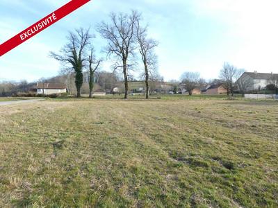 Terrain constructible - 800 m²