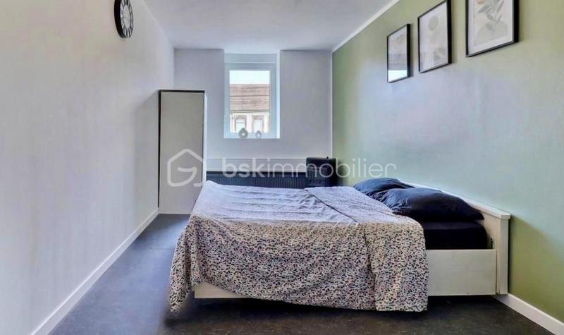 Appartement - 210 m² - 9 pièces