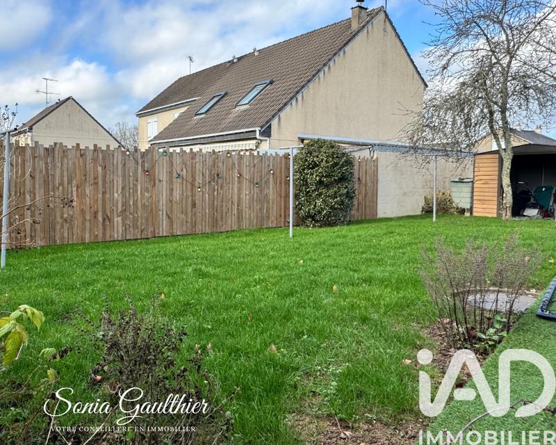 Maison - 90 m² - 5 pièces