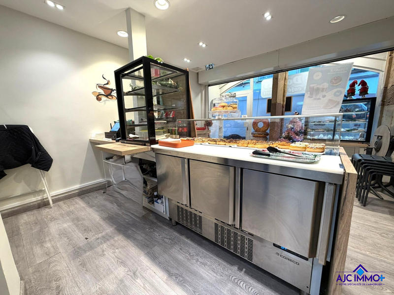 Fonds de commerce - Magasins - 35 m²