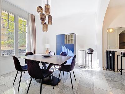 Appartement - 133 m² - 4 pièces