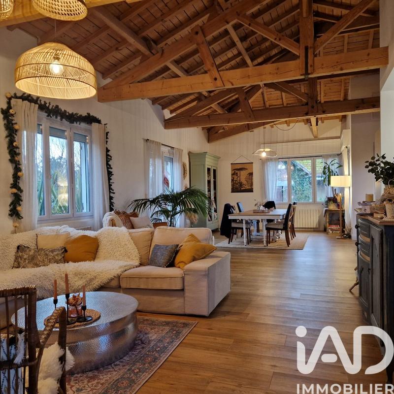 Maison - 180 m² - 7 pièces