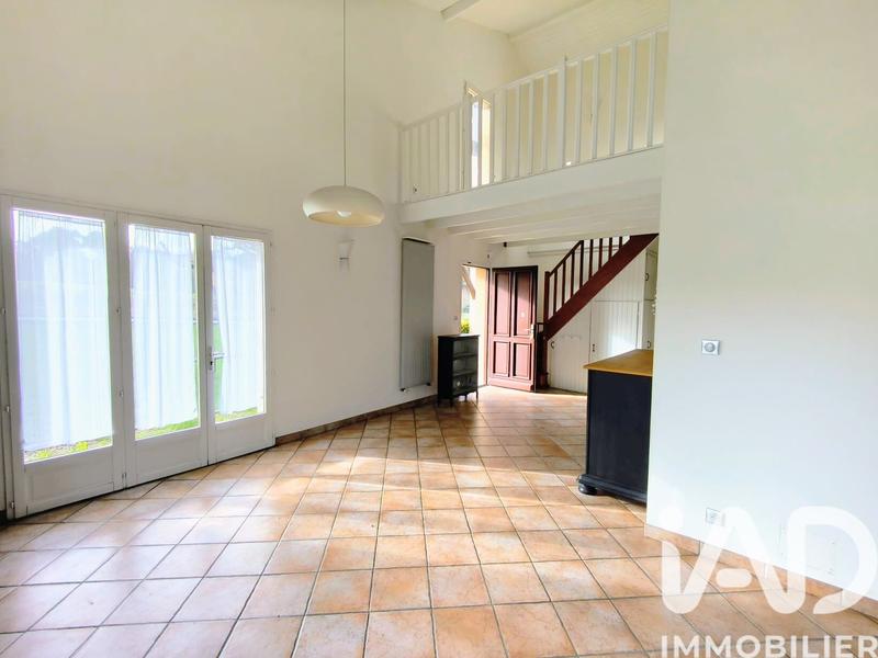 Maison - 156 m² - 8 pièces