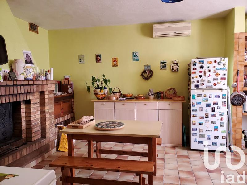 Maison - 214 m² - 8 pièces