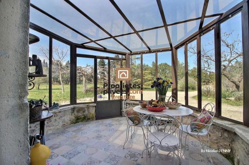 Mas - 218 m² - 6 pièces