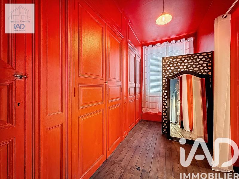 Maison - 278 m² - 6 pièces