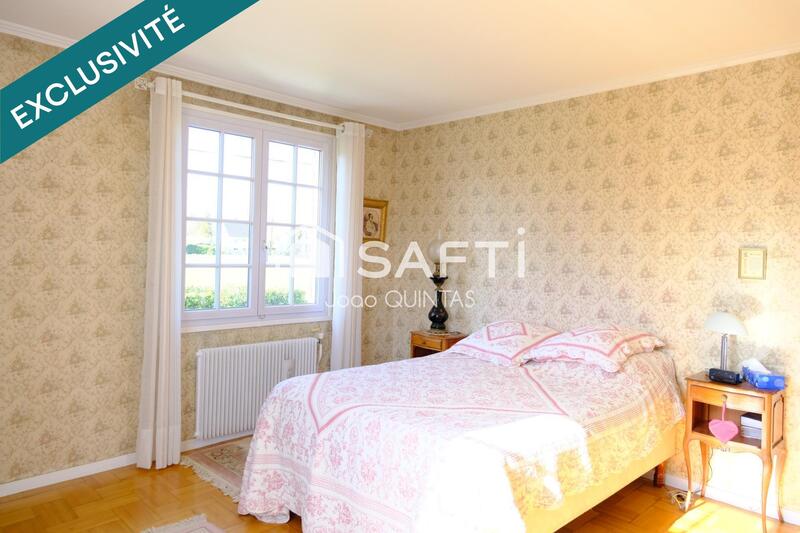 Maison - 157 m² - 8 pièces