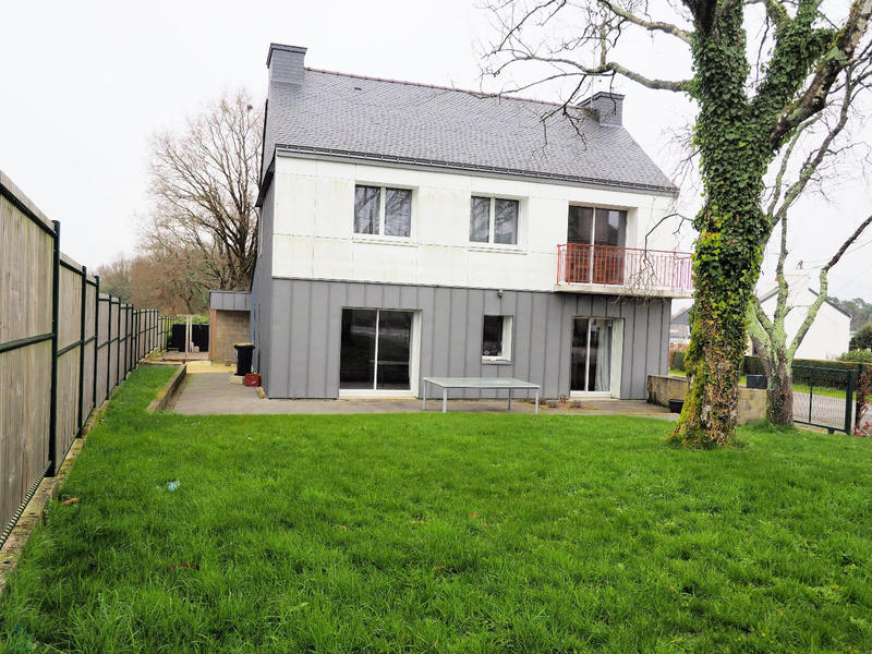 Maison - 147 m² - 7 pièces