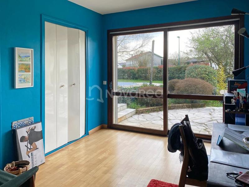 Maison - 196 m² - 6 pièces