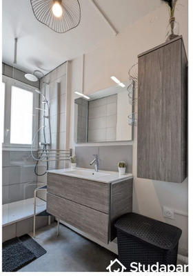 Chambre - 11 m² - 1 pièce