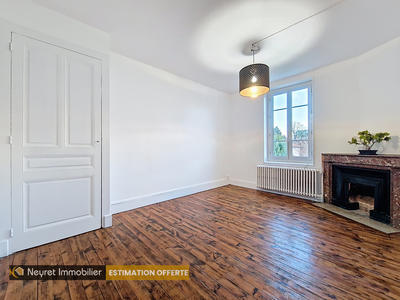 Maison de village - 125 m² - 8 pièces