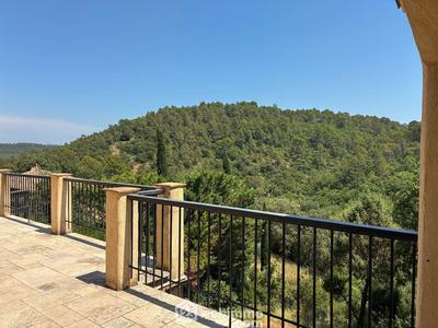 Villa - 145 m² - 5 pièces