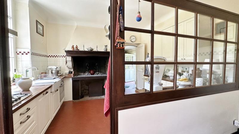 Maison de maîtres - 390 m² - 13 pièces