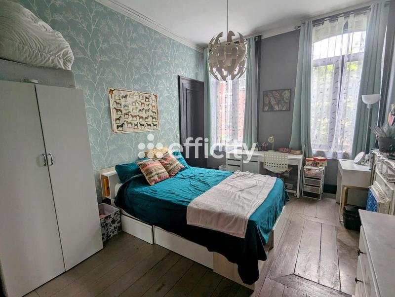 Maison - 165 m² - 10 pièces