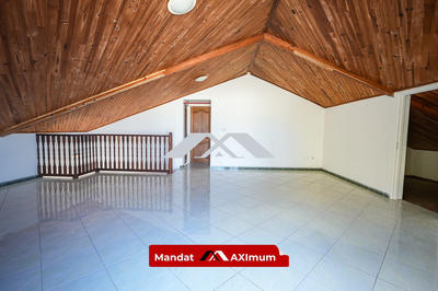 Maison - 142 m² - 5 pièces