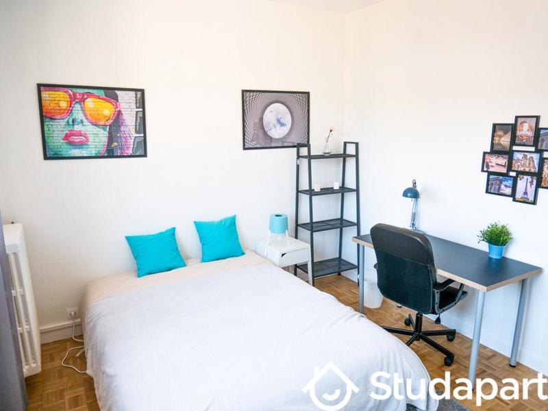 Chambre - 14 m² - 1 pièce