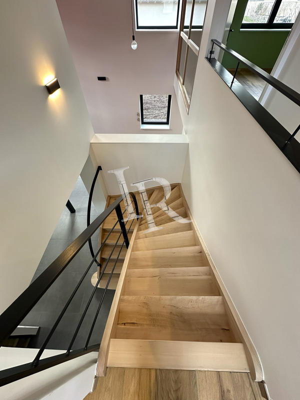 Maison - 128 m² - 5 pièces