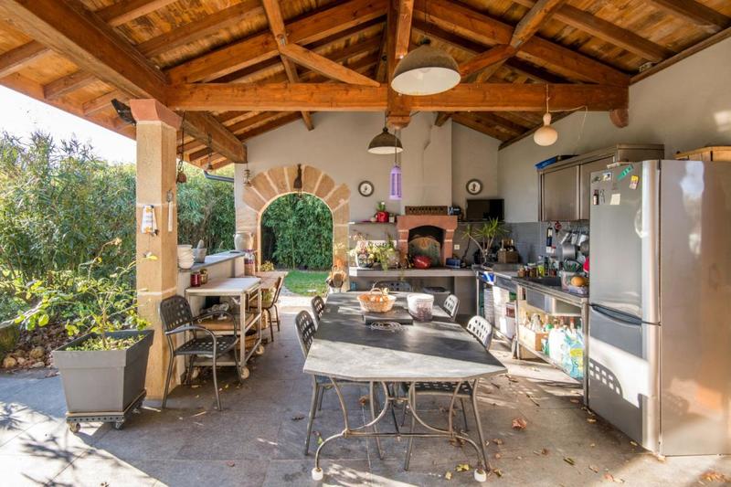 Demeure - 280 m² - 7 pièces