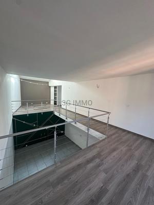 Maison - 190 m² - 7 pièces