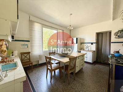 Maison - 205 m² - 8 pièces