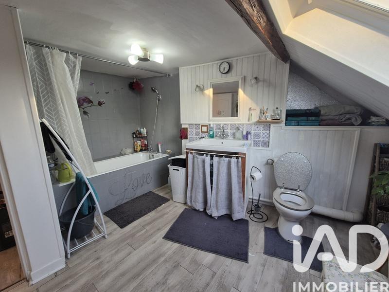 Maison - 101 m² - 5 pièces