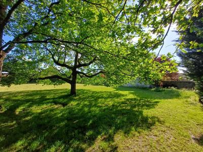 Terrain constructible - 1 644 m²