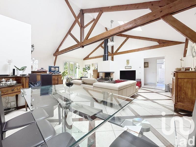 Maison - 159 m² - 6 pièces