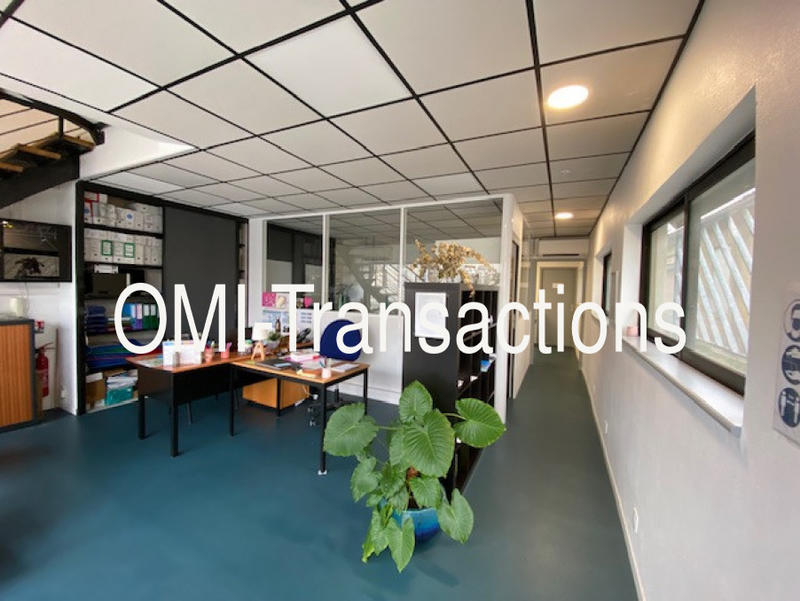 Local commercial - 207 m² - 8 pièces