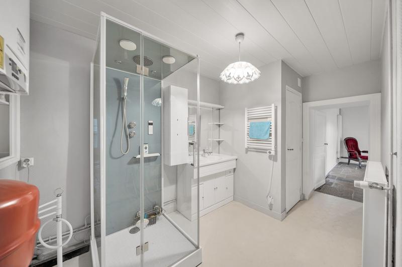 Maison ancienne - 207 m² - 6 pièces