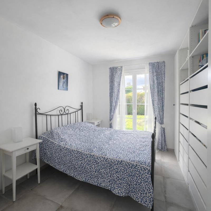 Pavillon - 150 m² - 6 pièces