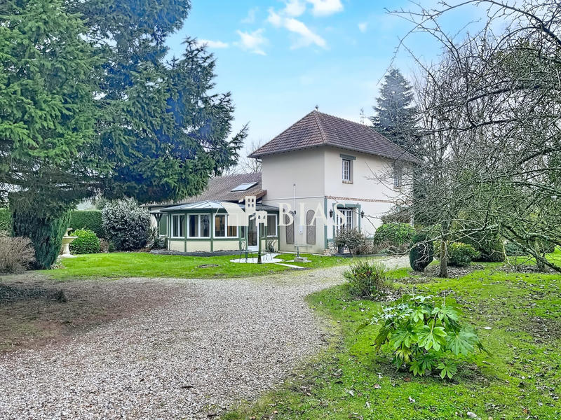 Maison ancienne - 155 m² - 6 pièces