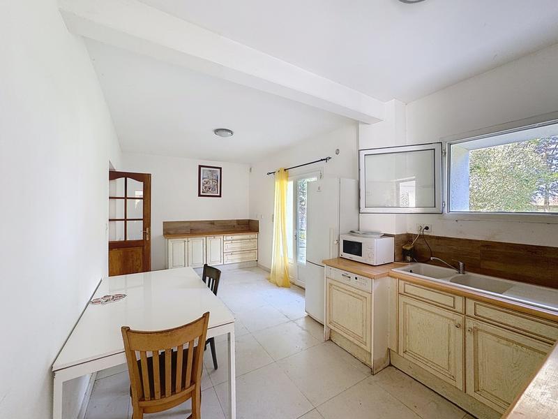 Maison ancienne - 327 m² - 10 pièces