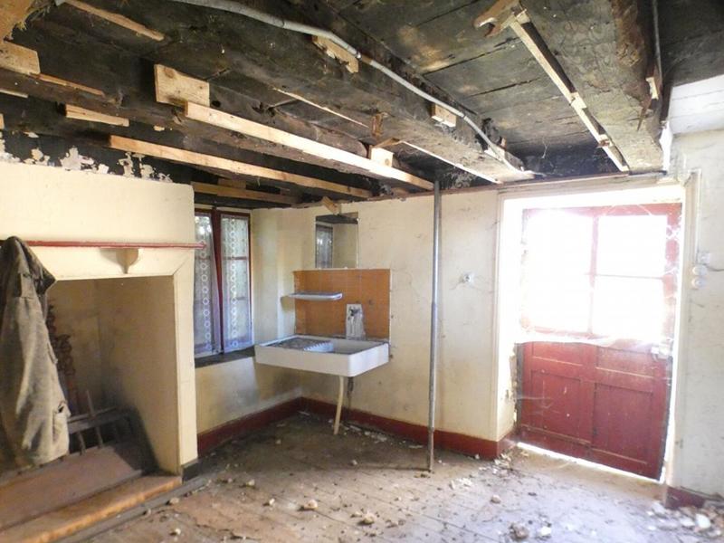 Maison - 250 m² - 4 pièces