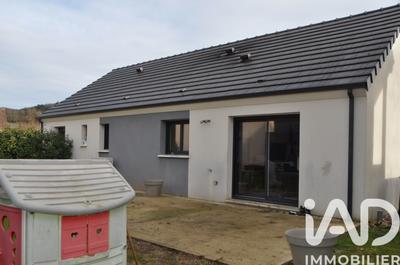 Maison - 137 m² - 7 pièces