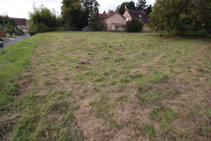 Terrain constructible - 916 m²