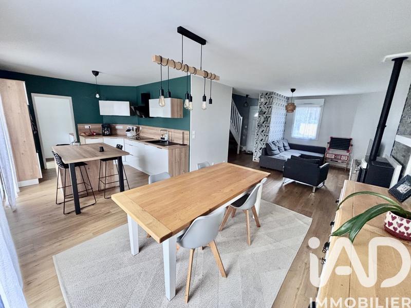 Maison - 90 m² - 4 pièces