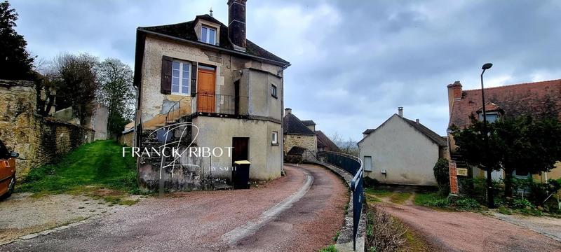 Maison - 147 m² - 6 pièces