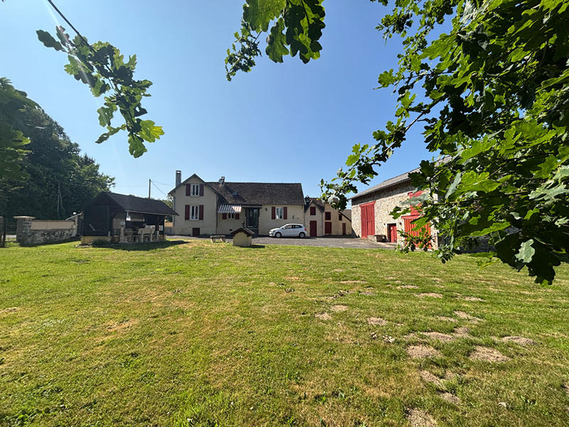 Maison - 101 m² - 4 pièces