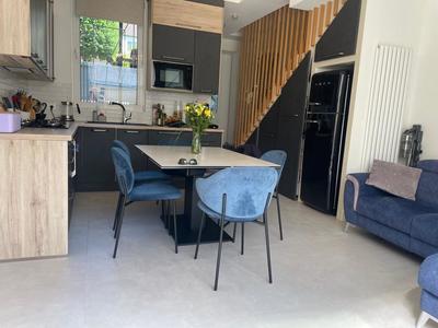Maison - 63 m² - 4 pièces