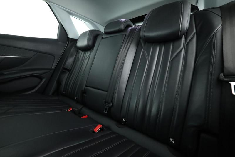 Peugeot 3008 1.6 PureTech Allure Business Eat8 180 ch