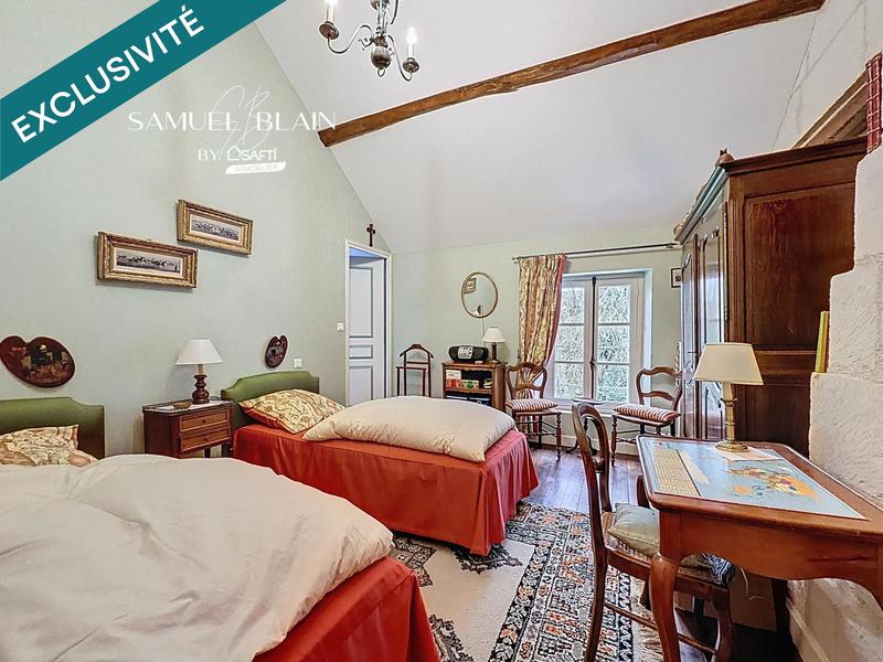 Maison de maîtres - 280 m² - 10 pièces