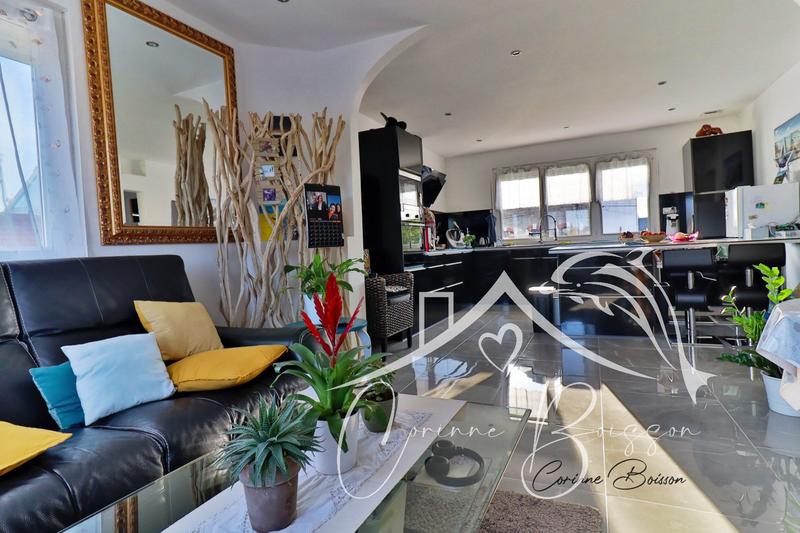 Maison - 140 m² - 6 pièces