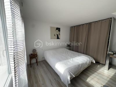 Maison d'architecte - 190 m² - 4 pièces