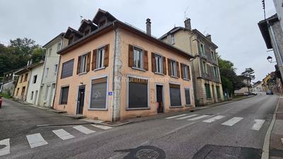 Immeuble - 306 m² - 11 pièces