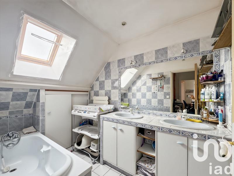 Maison - 90 m² - 6 pièces