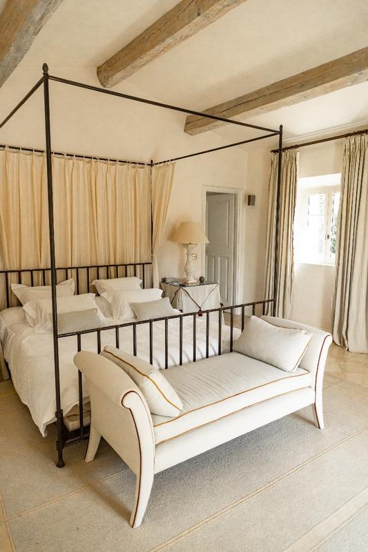 Maison - 438 m² - 15 pièces